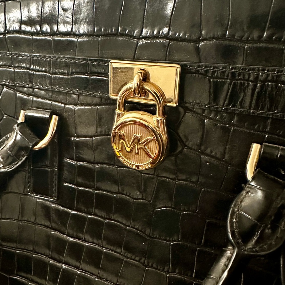 Michael Kors Shoulder Bag with Crocodile Embossed Leather - Picture 3 of 8